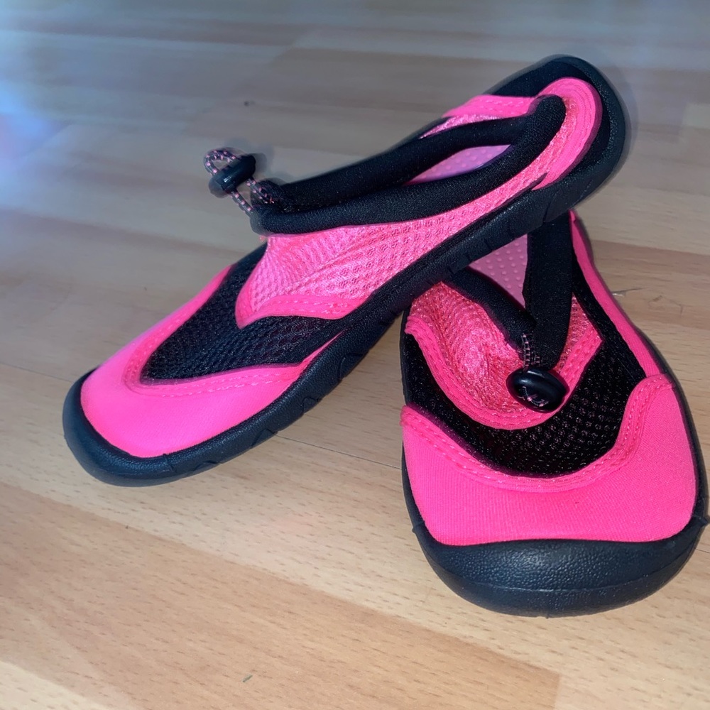 Pink and black water shoes size 1